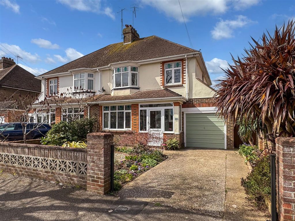 Property photo 1 of 17 Img_2799.Jpg