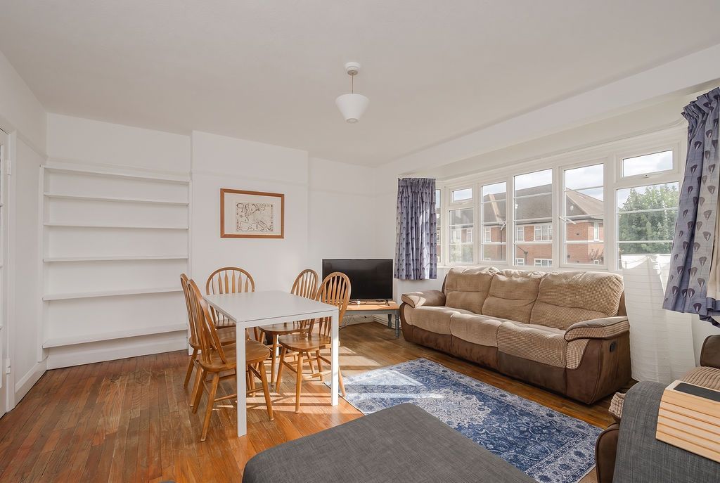 Property photo 3 of 15