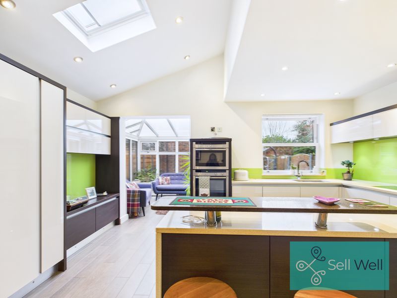 Property photo 2 of 24 Kitchen/Diner