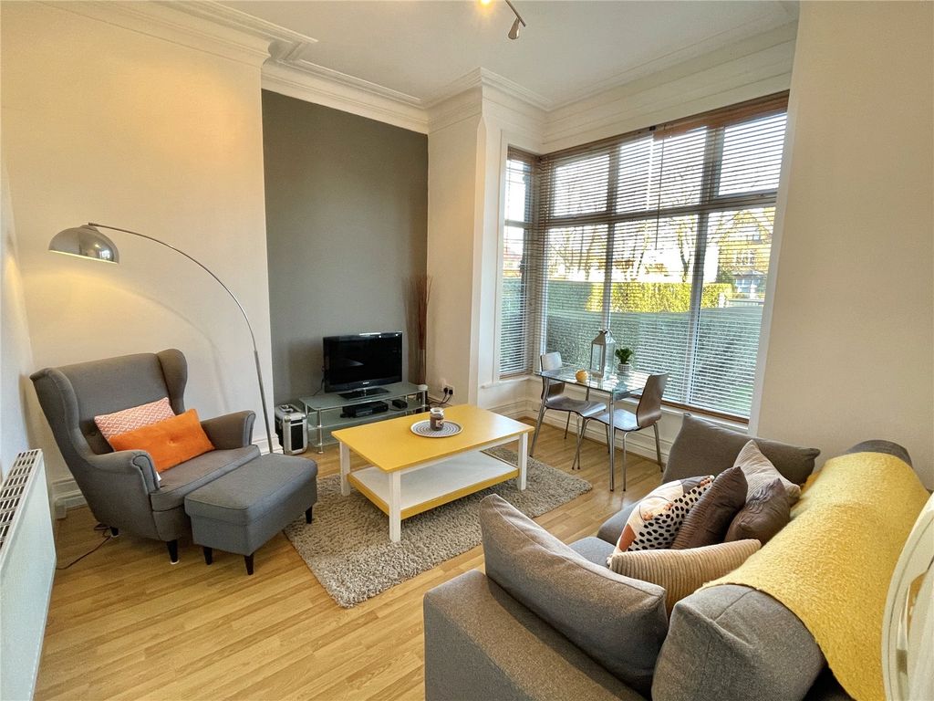 Property photo 2 of 23 Flat 1