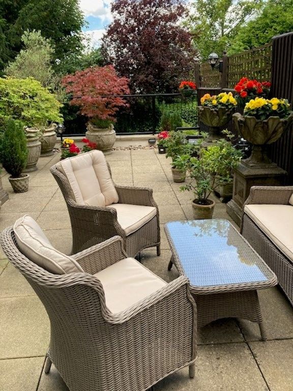Property photo 3 of 23 Summer Terrace