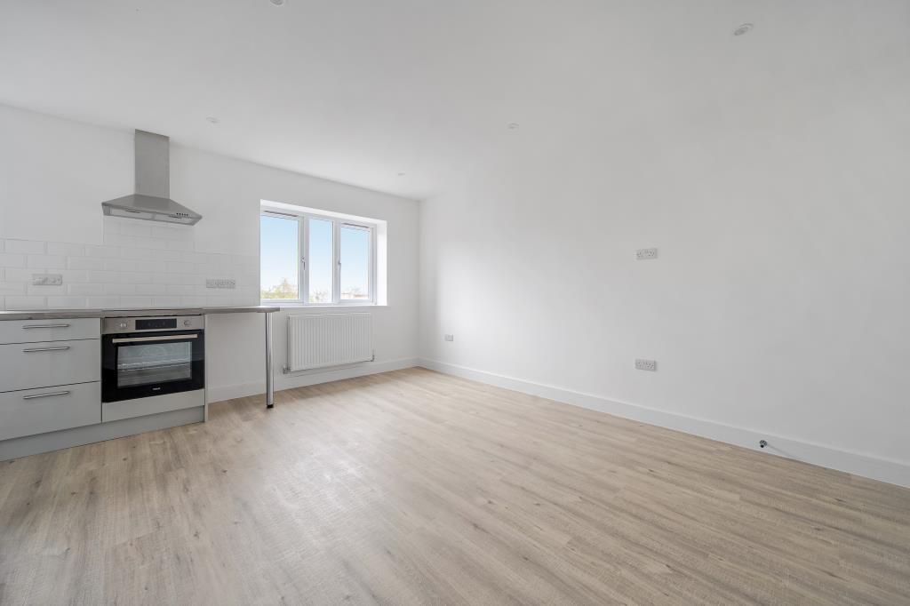 Property photo 3 of 19 Kitchen/Reception Room