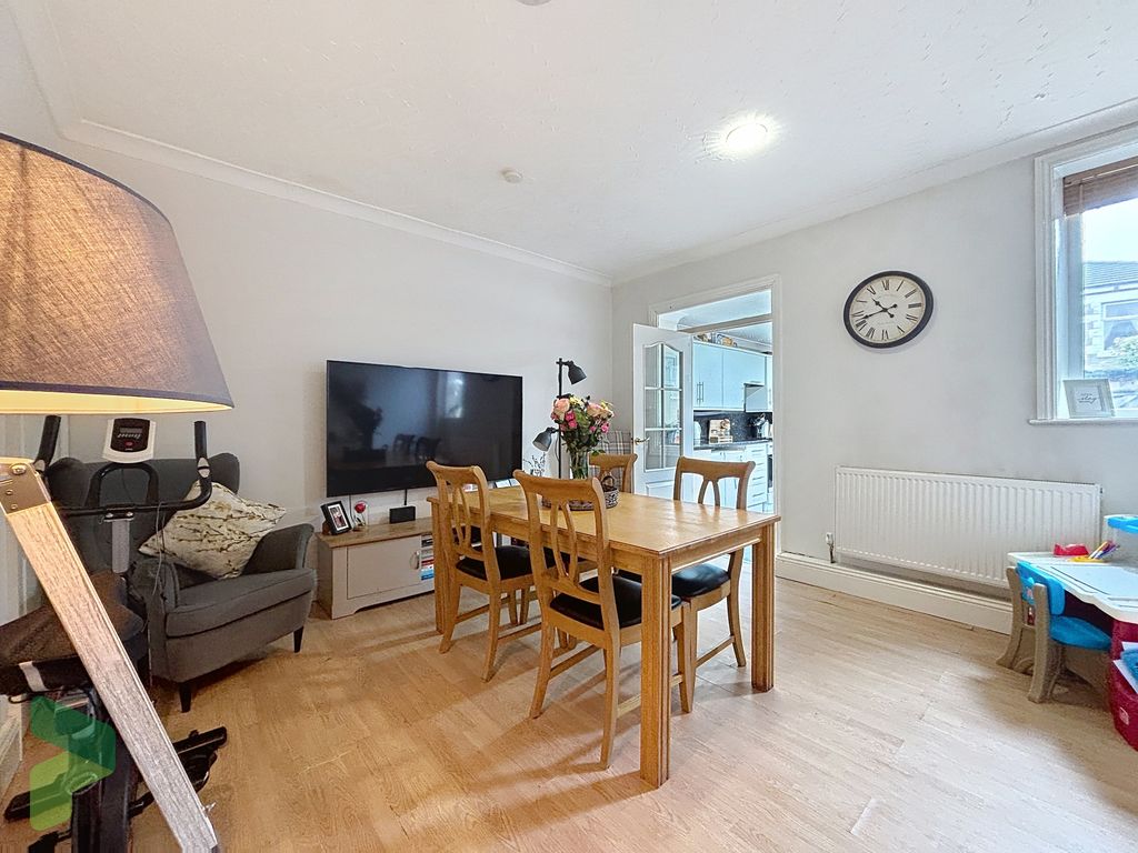 Property photo 1 of 10 Dining Room