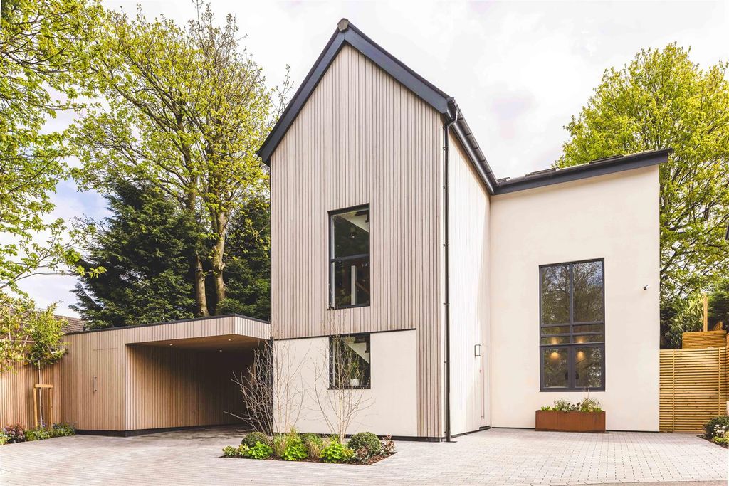 Property photo 1 of 32 00001.Jpg