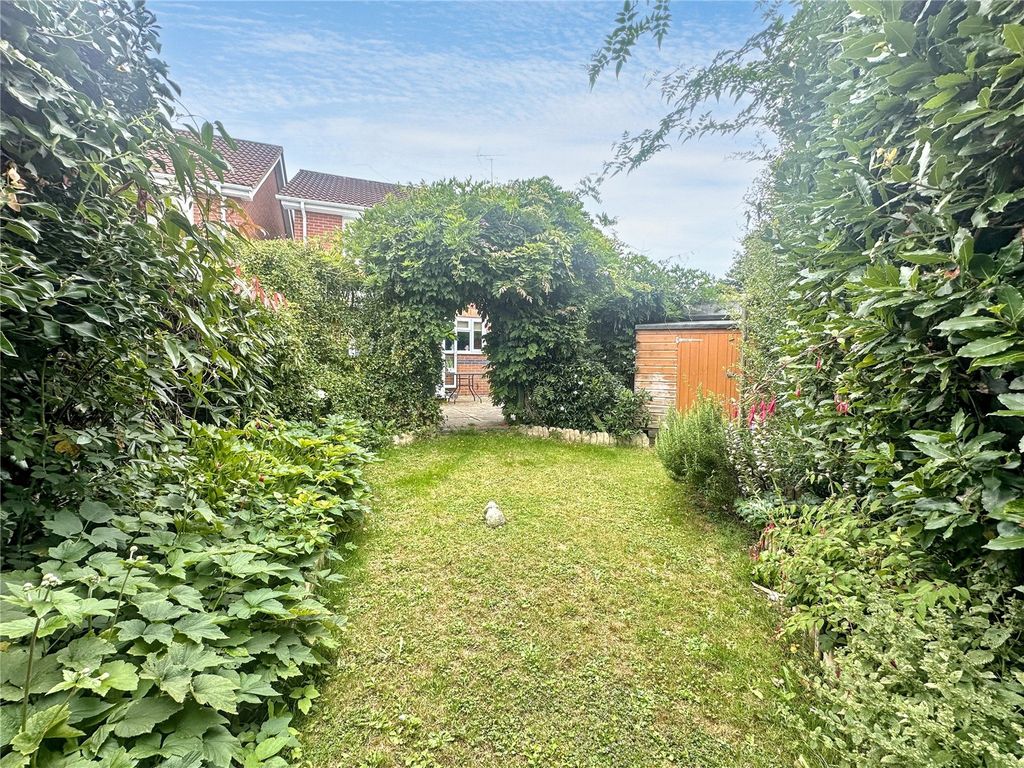 Property photo 2 of 15 Picture No. 16