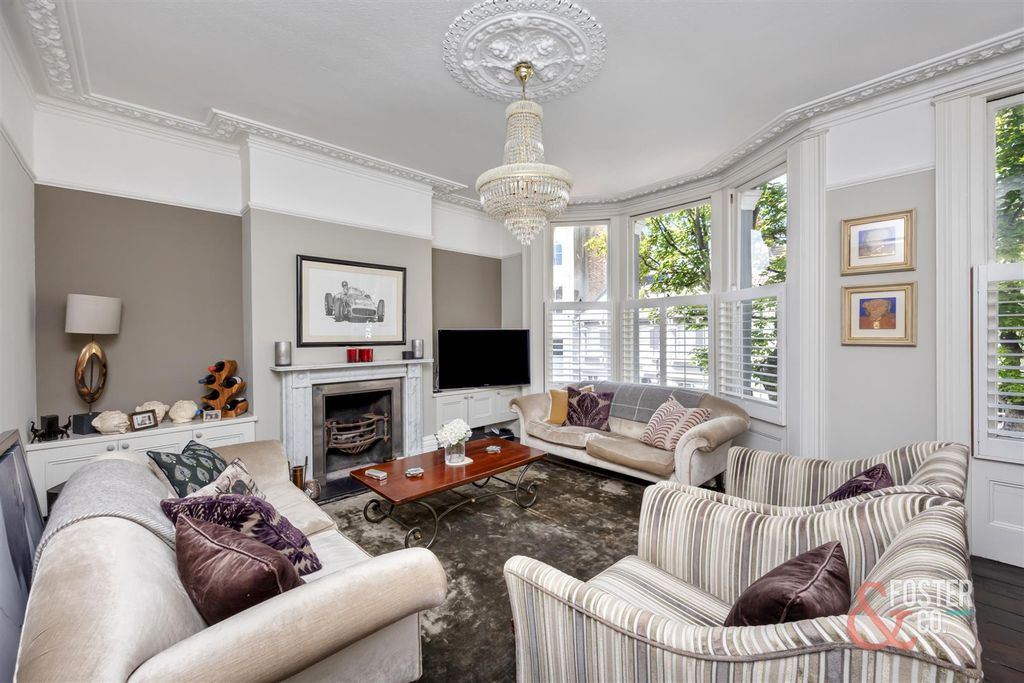 Property photo 2 of 26 Eaton Road, 32-015.Jpg