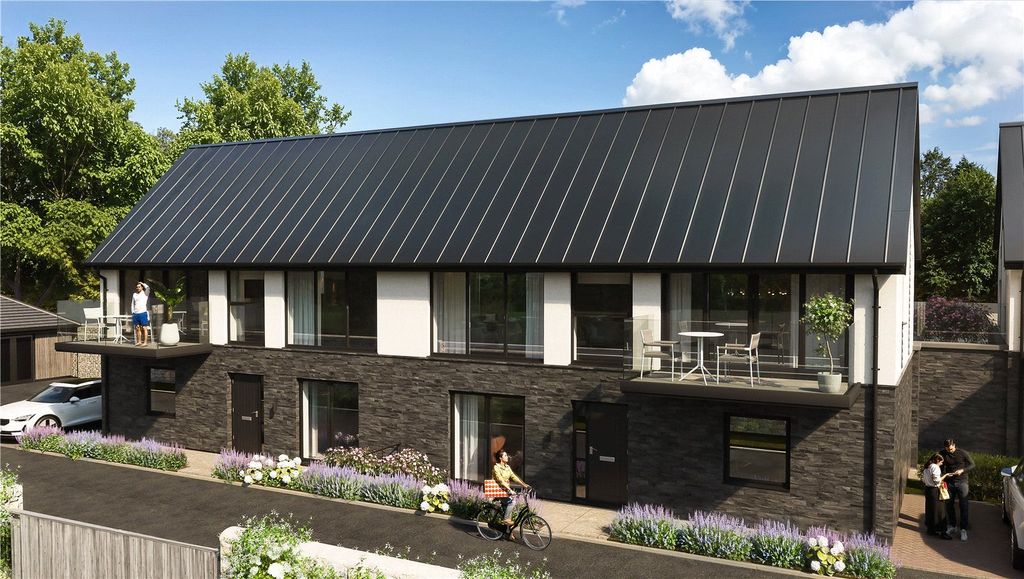 Property photo 1 of 3 3 Bedroom Mews