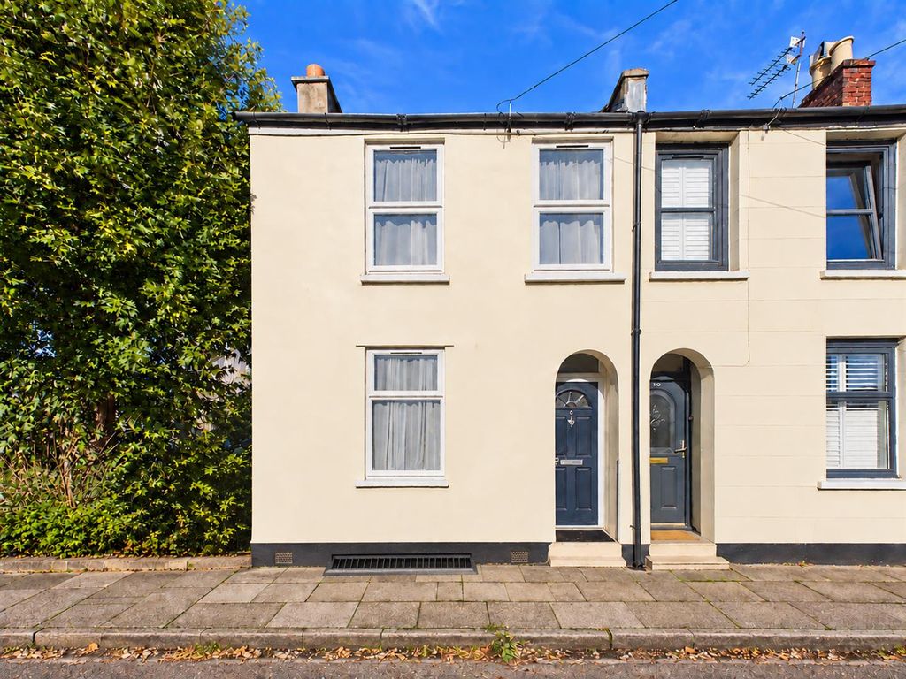 Property photo 1 of 13