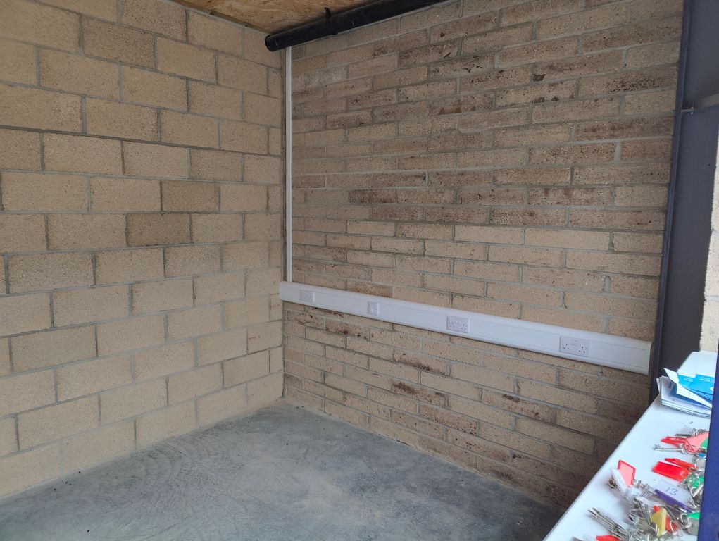 Property photo 2 of 5