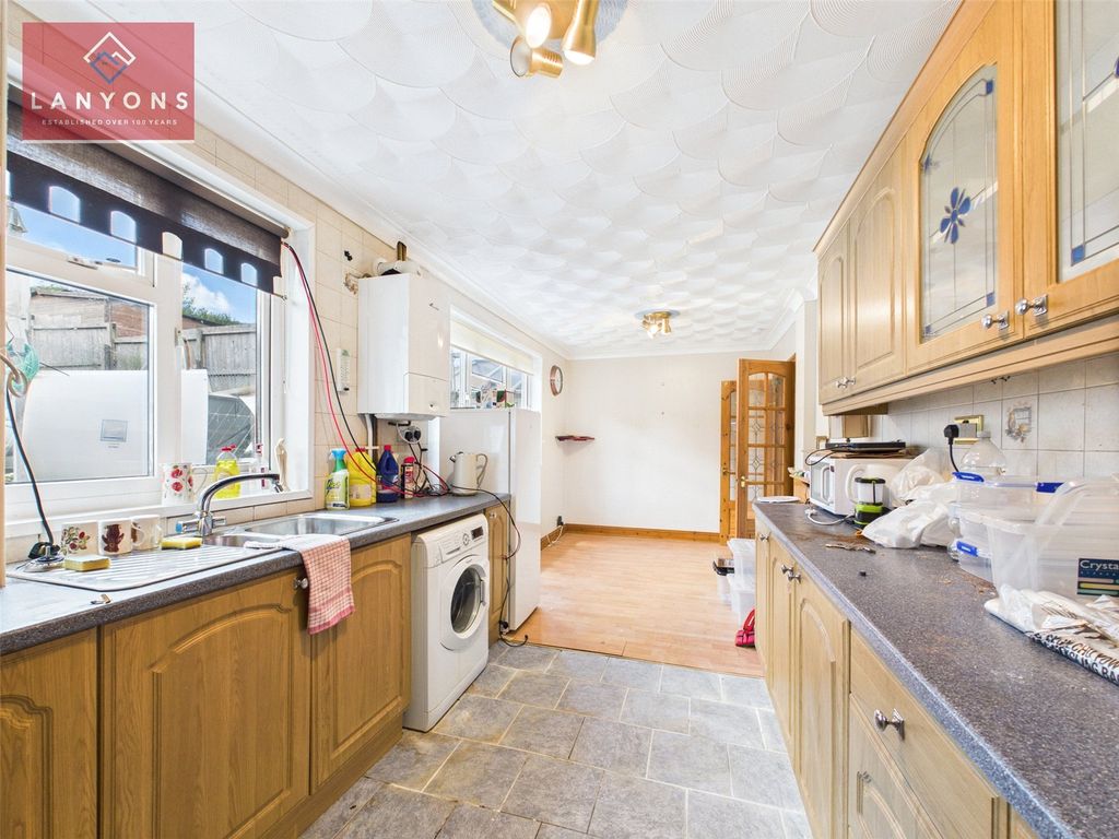 Property photo 3 of 12 Picture No. 01