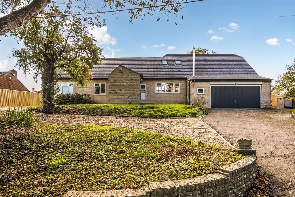 Property photo 3 of 26 1361827-19-68E3d99dc5c53.Jpg