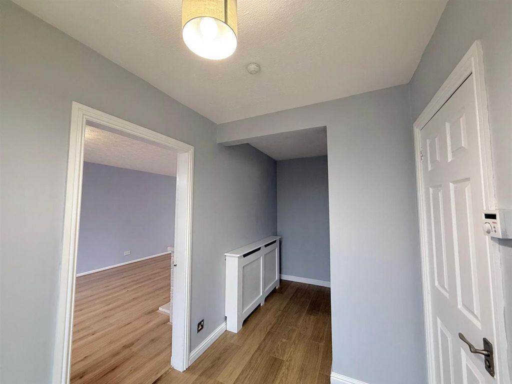 Additional image 9 of 3 bed terraced house to rentKing O'muirs Avenue, Glenochil, Alloa FK10