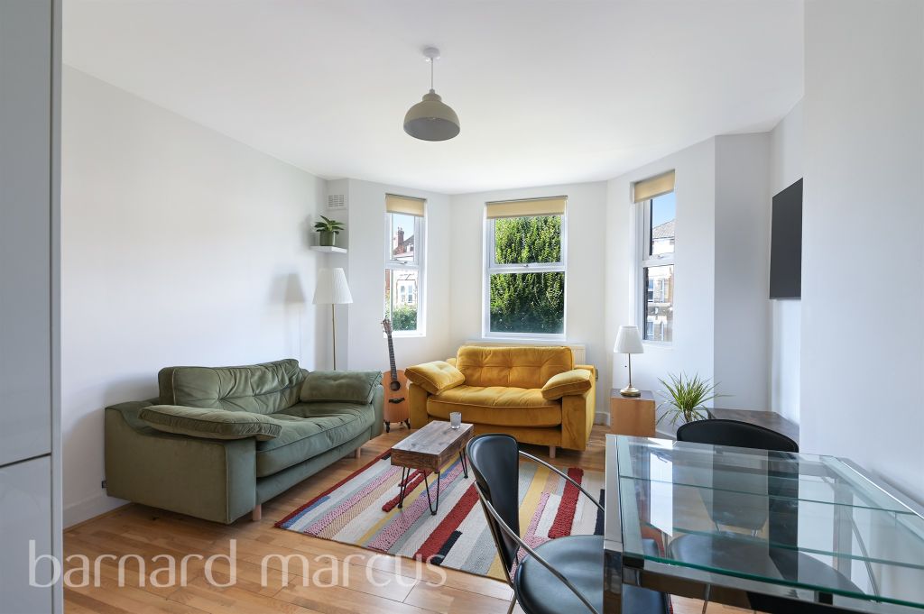 Property photo 2 of 9