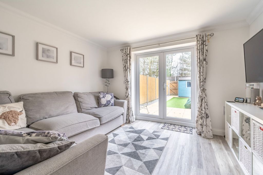 Property photo 3 of 15