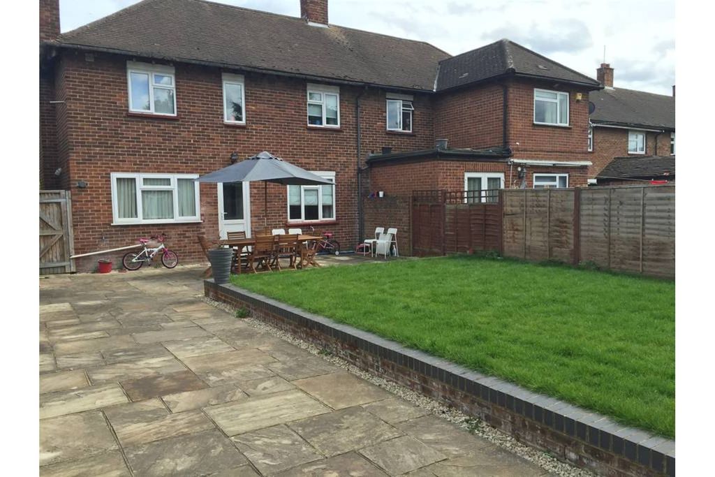 Property photo 3 of 7
