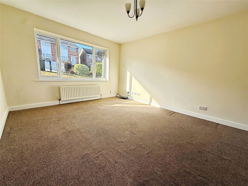 Property photo 3 of 9 Living Room