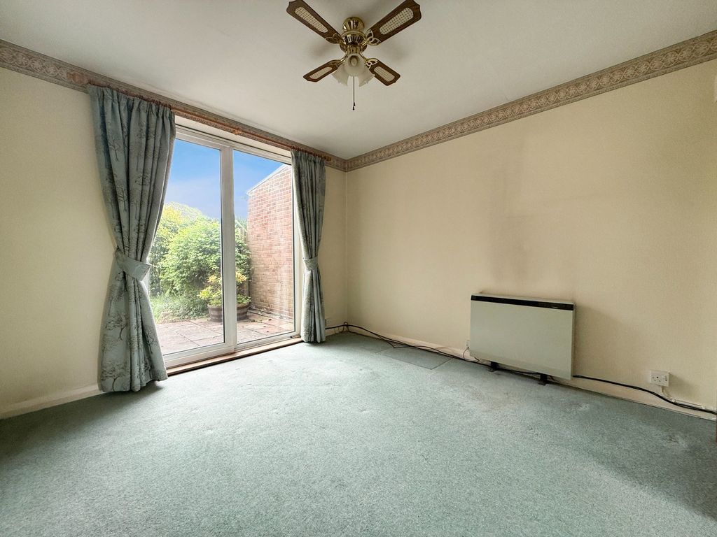 Property photo 3 of 25