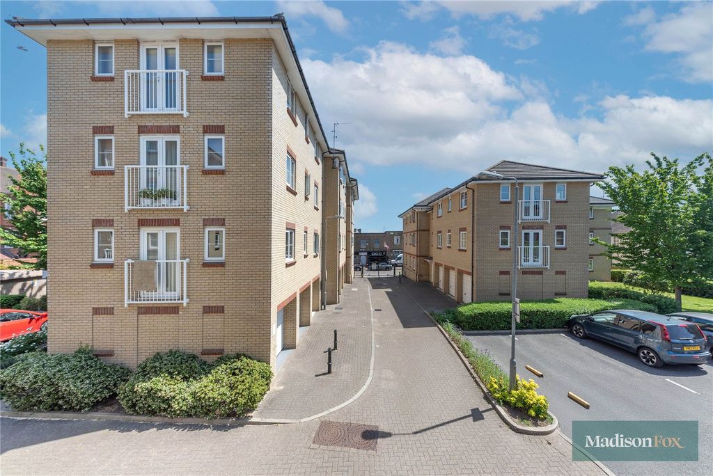 Property photo 3 of 12 Picture No. 15