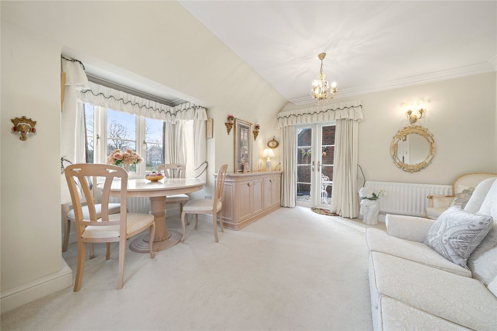 Property photo 3 of 13 Picture No. 09