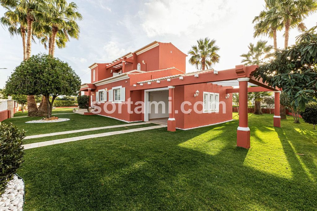 Property photo 3 of 37