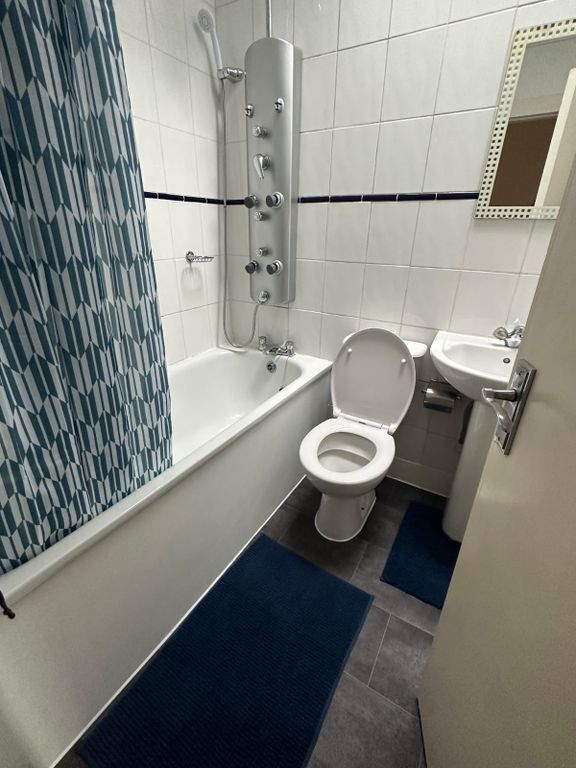 Property photo 2 of 4