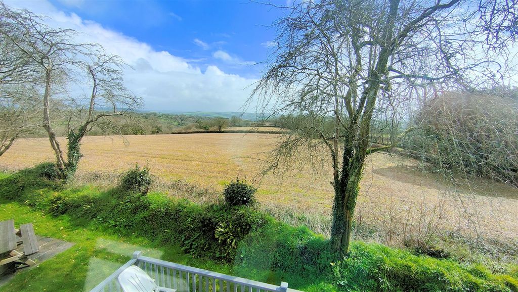 Property photo 2 of 13 View.Jpg