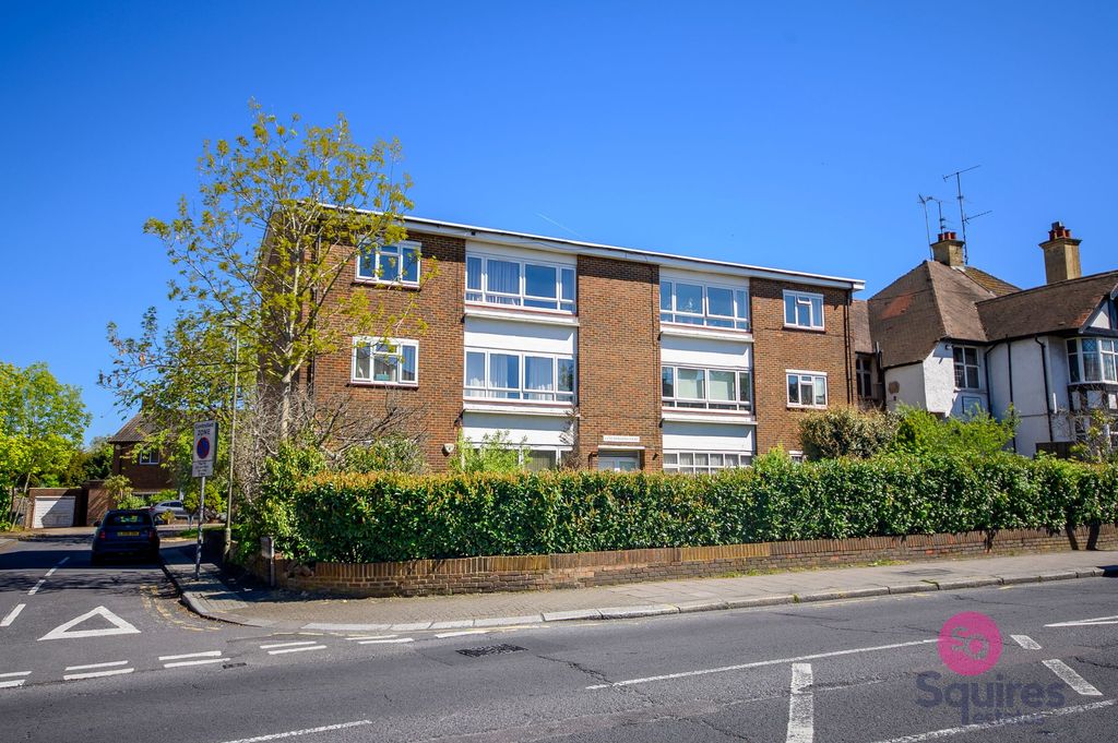 Property photo 2 of 12