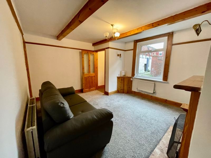 Property photo 2 of 14 Photo 6