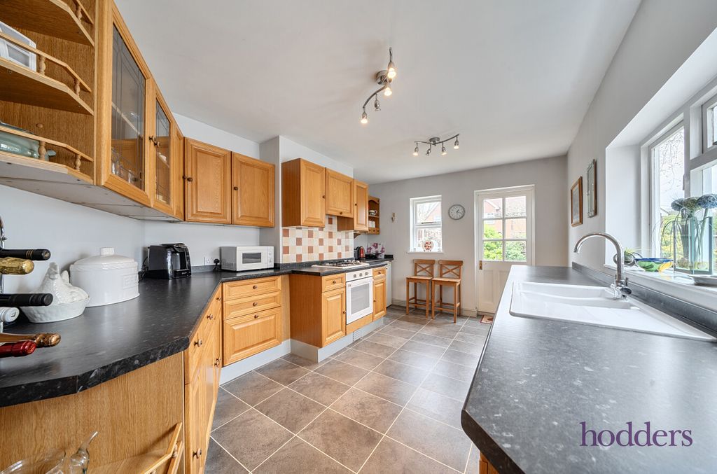 Property photo 3 of 21 50Bf87Aa-B475-47A...