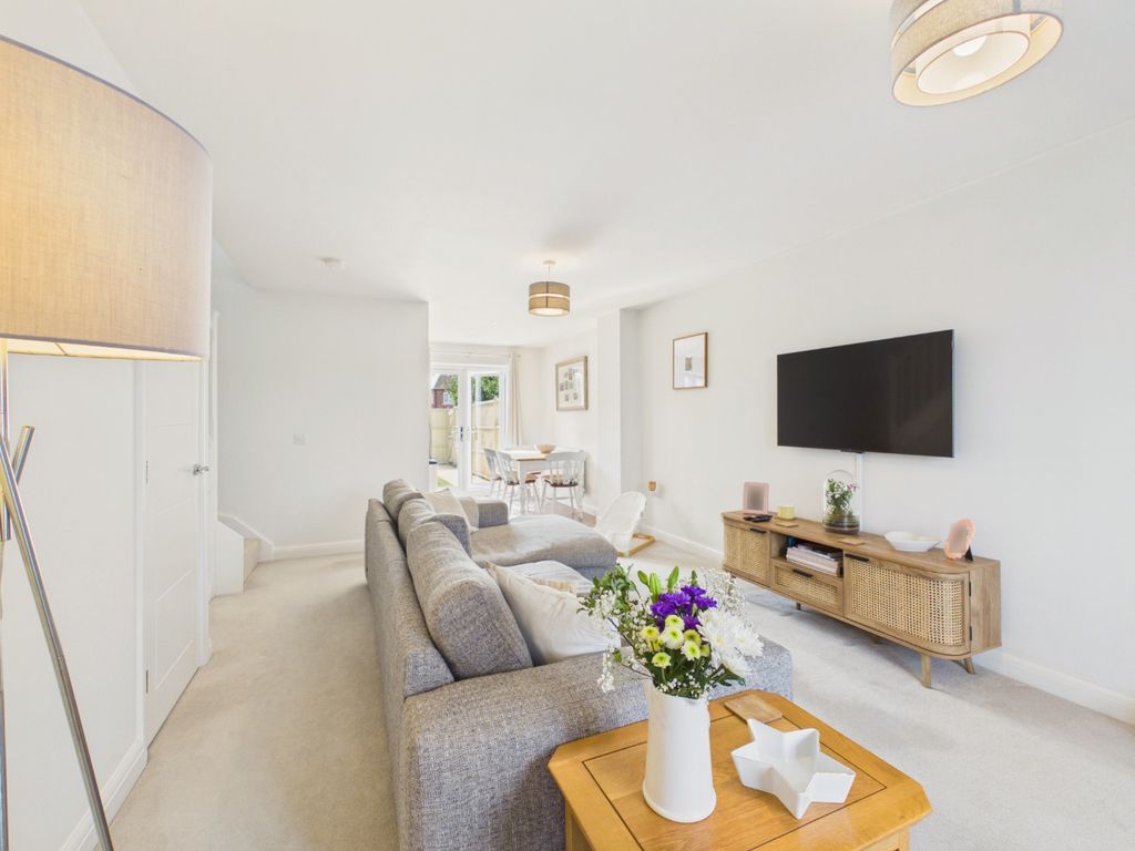 Property photo 3 of 25 5307226