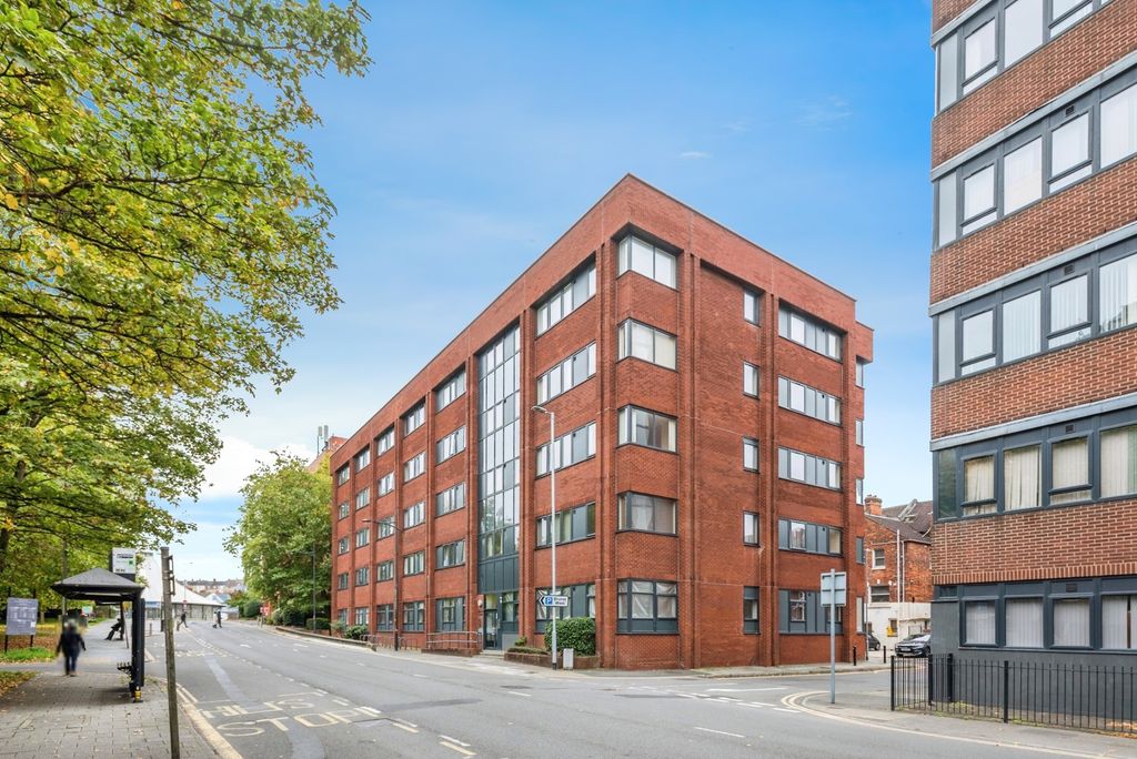 Property photo 2 of 8 Photo