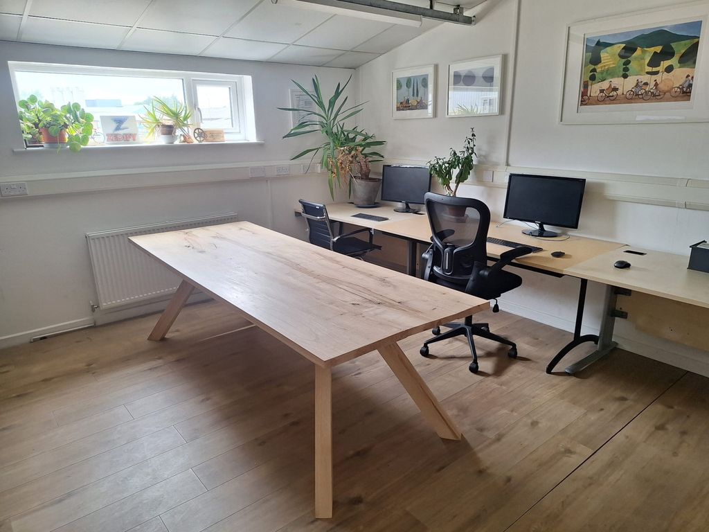 Property photo 1 of 3