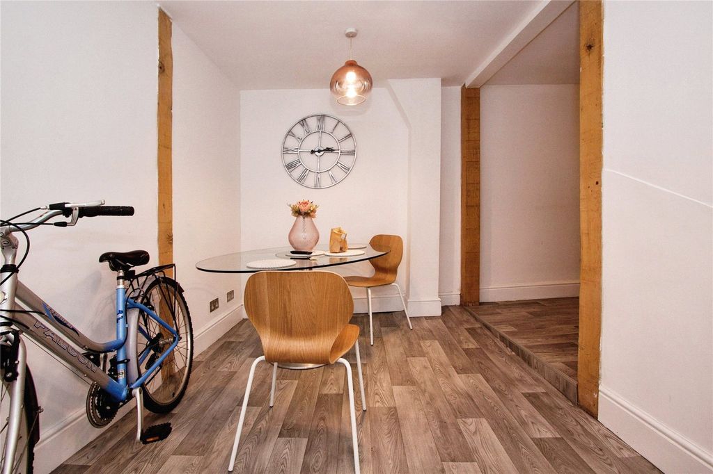 Property photo 3 of 15 Photography