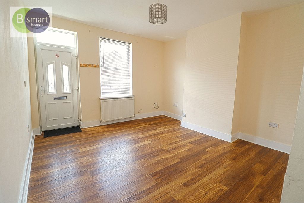 Property photo 2 of 9 Img_4341