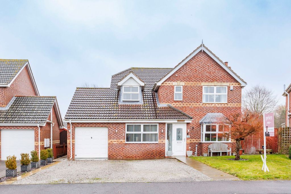 Property photo 1 of 39