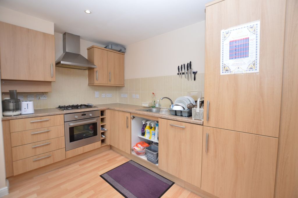 Property photo 3 of 8
