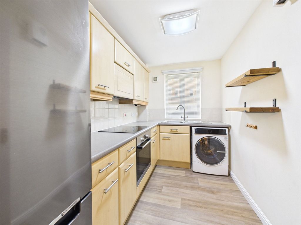 Property photo 2 of 11 Picture No. 08