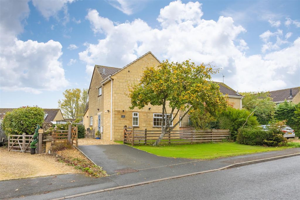 Property photo 1 of 31 878.Jpg