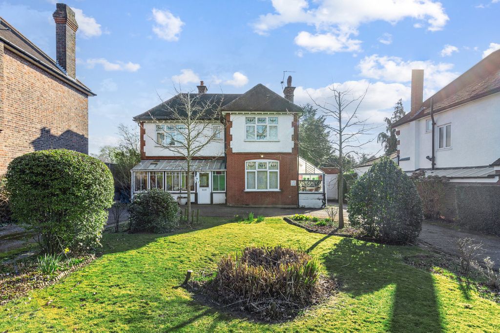 Property photo 1 of 12