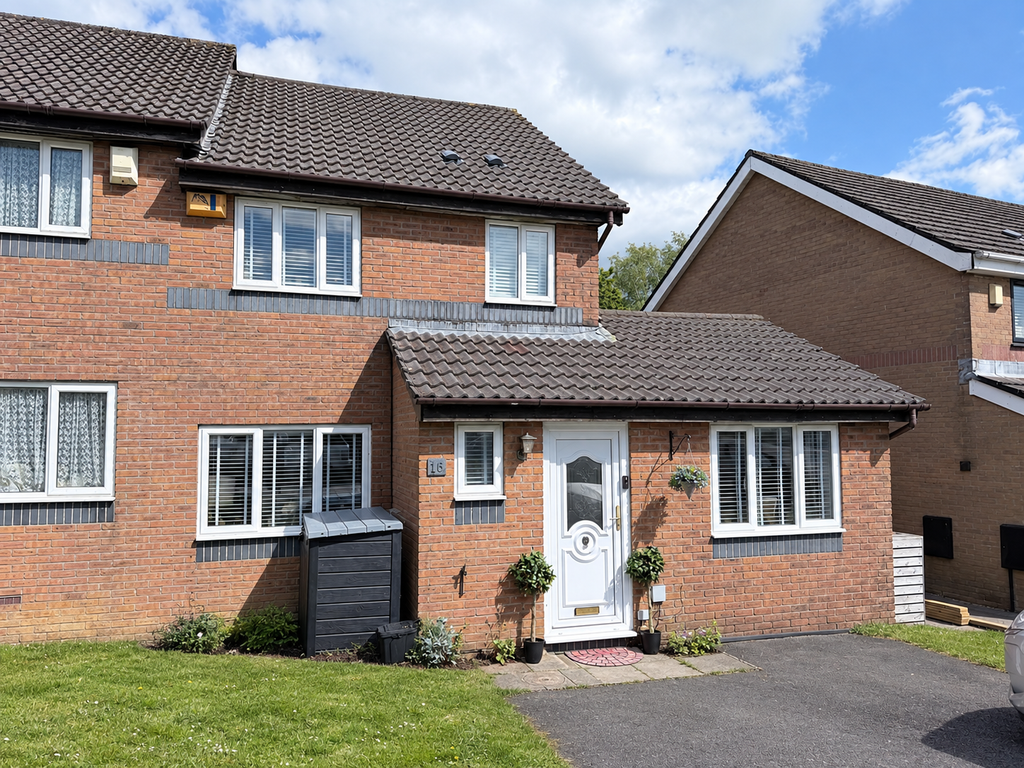 Property photo 1 of 9 5A42F139-Ffd3-4B9D-8Ad6-69Badd8207B9