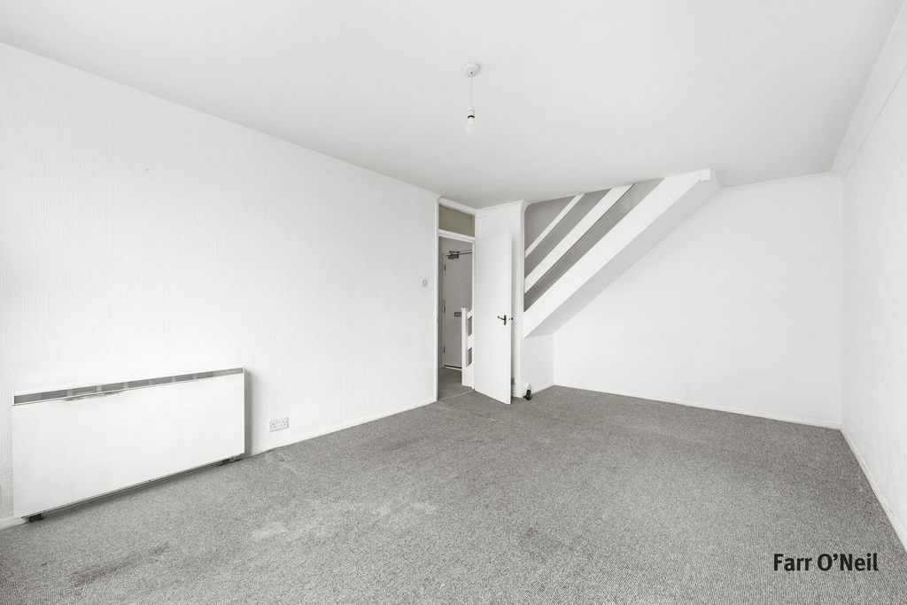 Property photo 2 of 16 Photo 8