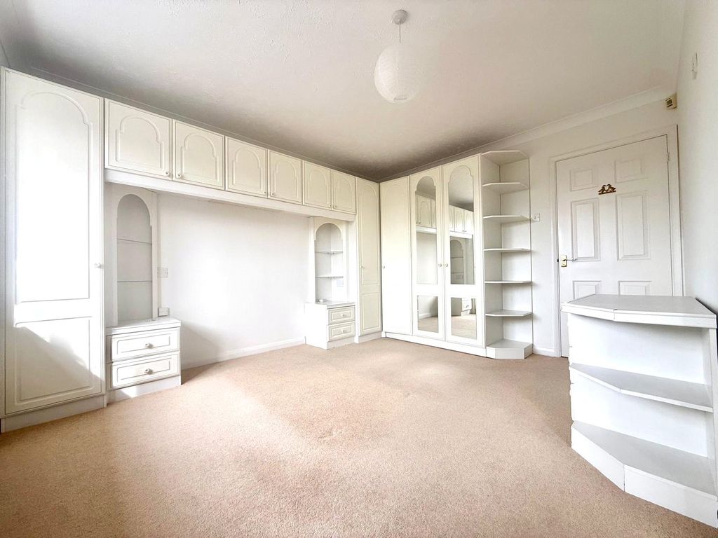 Property photo 3 of 22 Picture No. 19