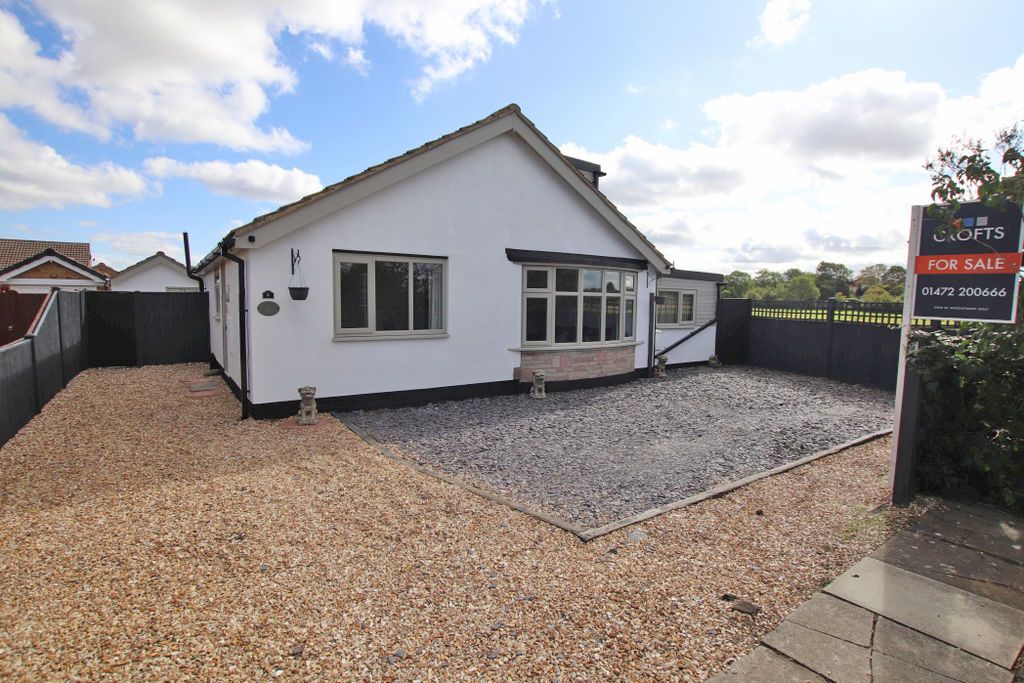 Property photo 1 of 20 Front