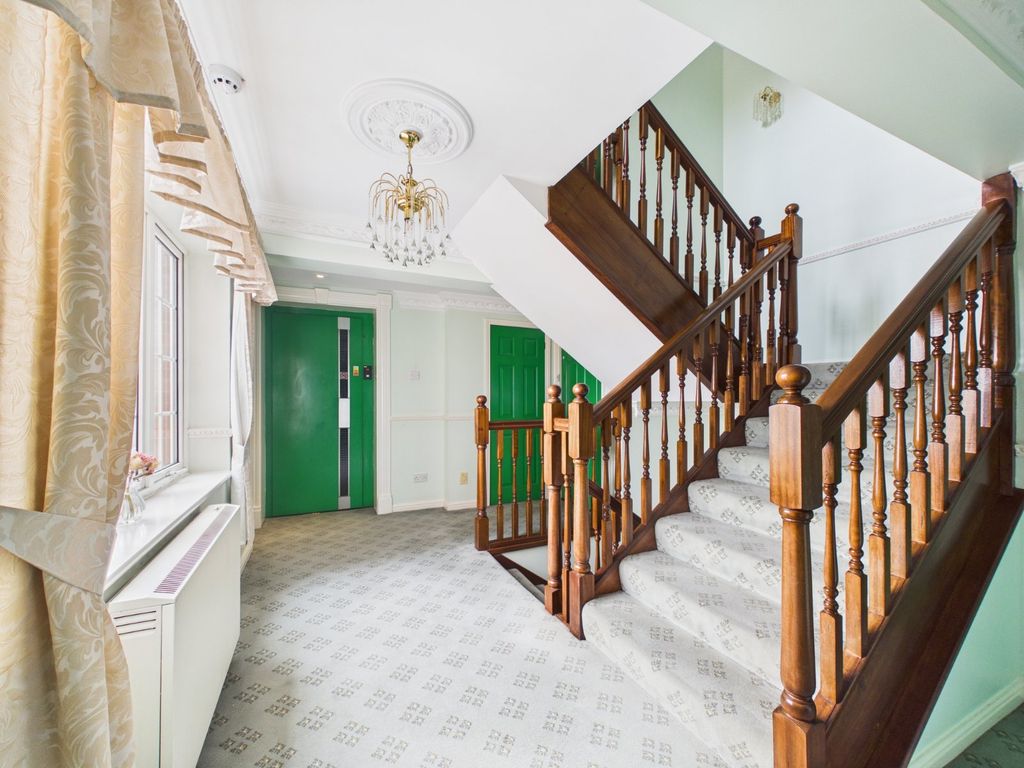 Property photo 3 of 12 Picture No. 14