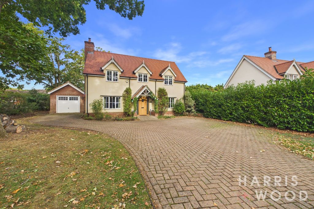 Property photo 1 of 32 5699460