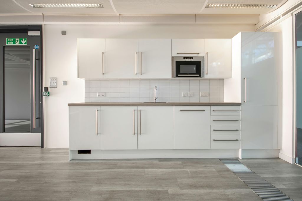 Property photo 2 of 5 Img_9113Hdr.Jpg