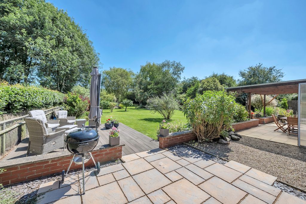 Property photo 3 of 25 Image