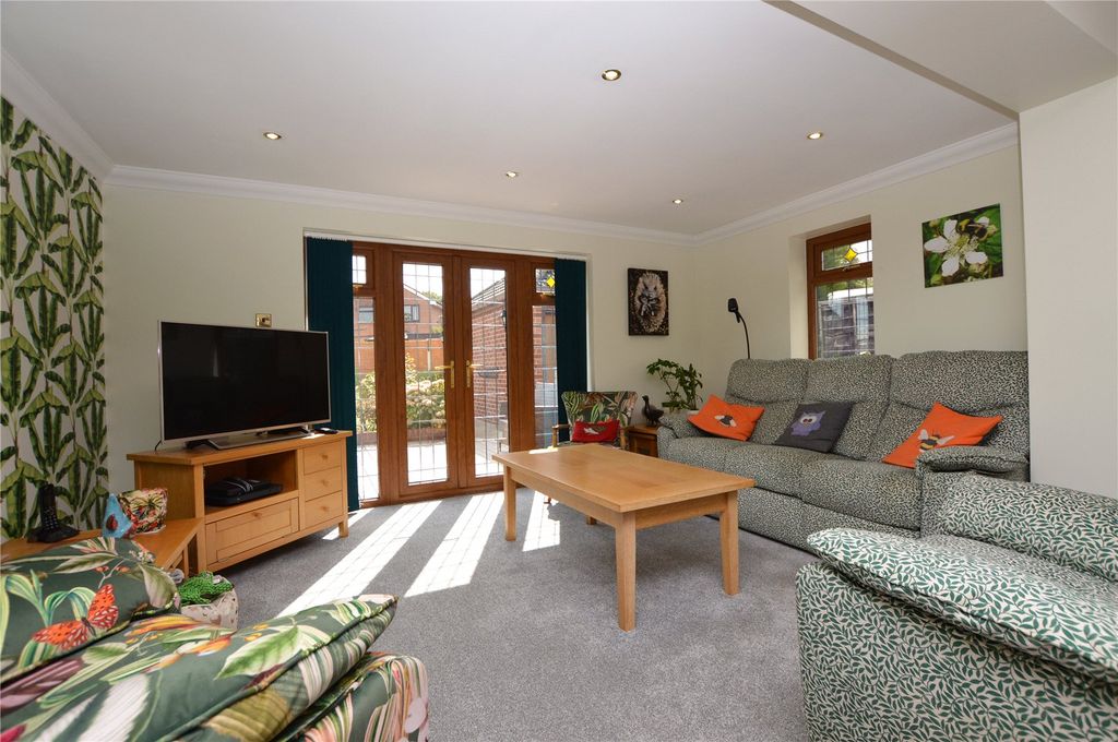 Property photo 2 of 22 Picture No. 07