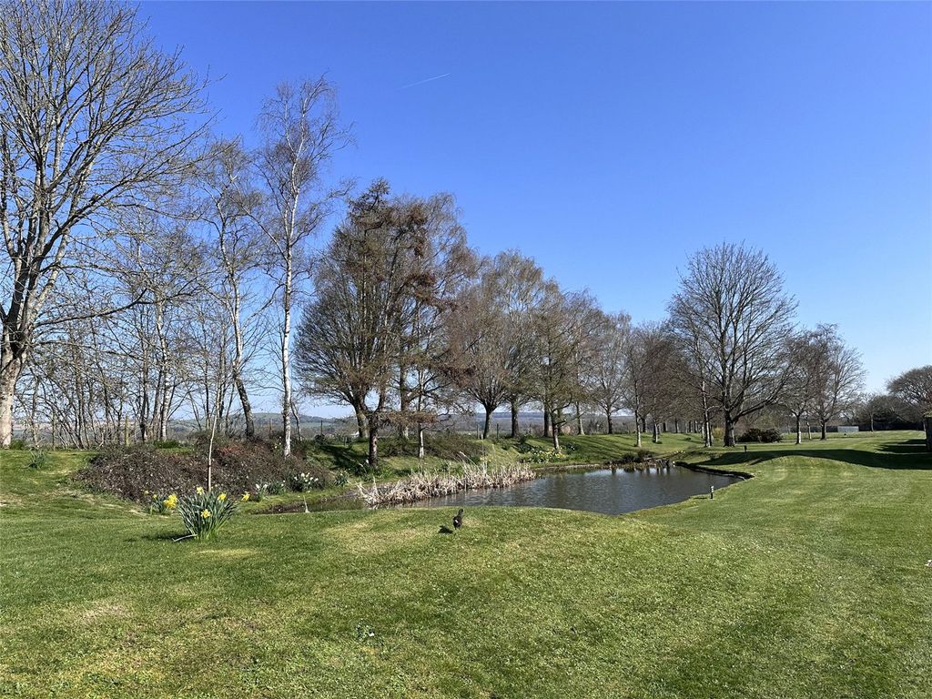 Property photo 2 of 13 Grounds