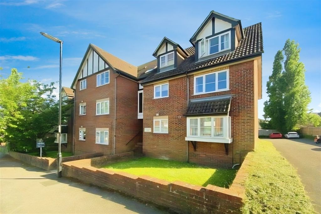 Property photo 1 of 5 (Email)